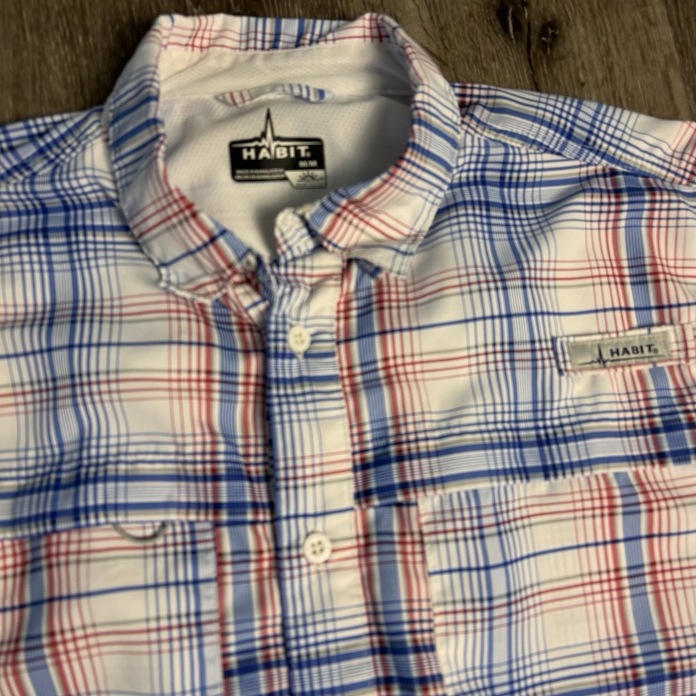 Habit Shirt Mens M Upstream Plaid RWB Fishing Vented 40+ Solar Vented
